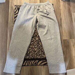 Baja East size 3 large